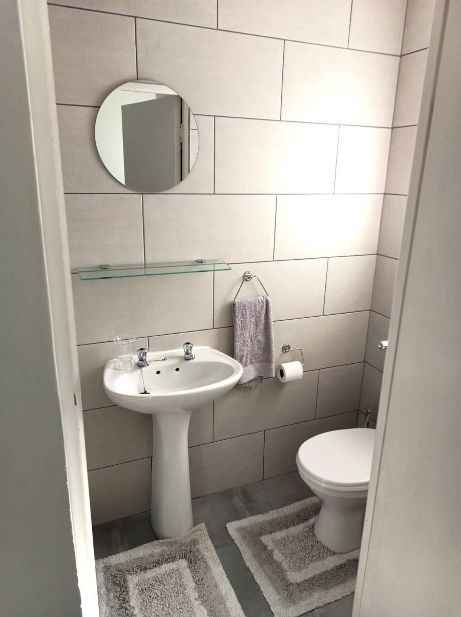 2 Bedroom Property for Sale in Hartenbos Central Western Cape